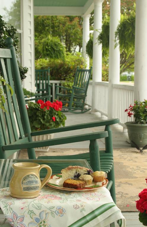 White Doe Inn Bed & Breakfast Manteo Buitenkant foto