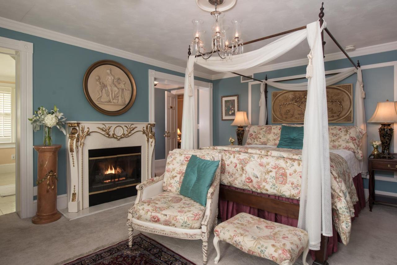 White Doe Inn Bed & Breakfast Manteo Buitenkant foto