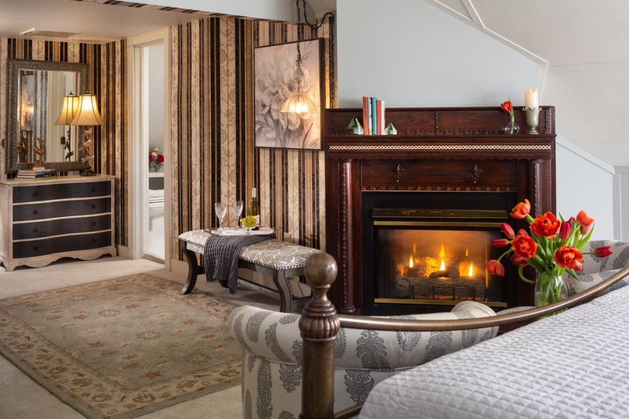 White Doe Inn Bed & Breakfast Manteo Buitenkant foto
