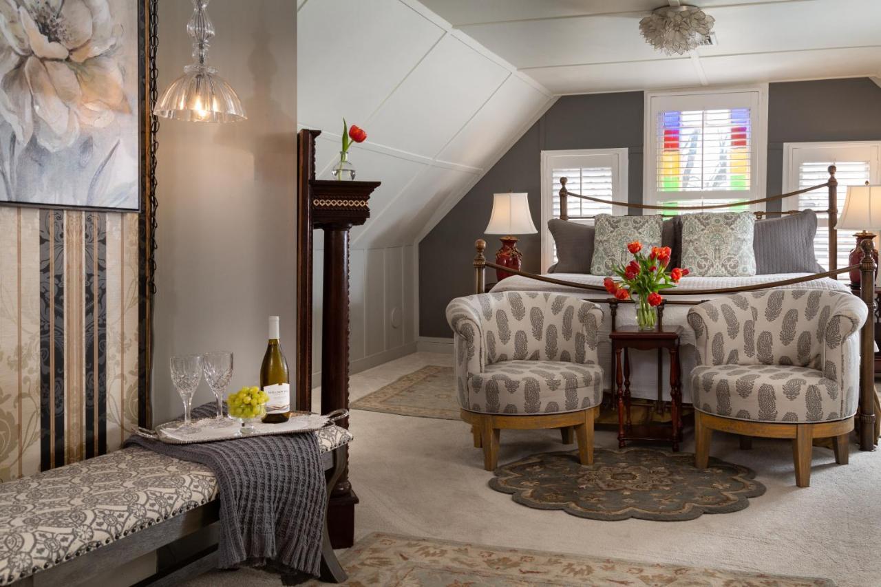 White Doe Inn Bed & Breakfast Manteo Buitenkant foto