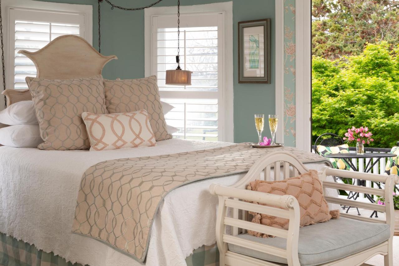 White Doe Inn Bed & Breakfast Manteo Buitenkant foto