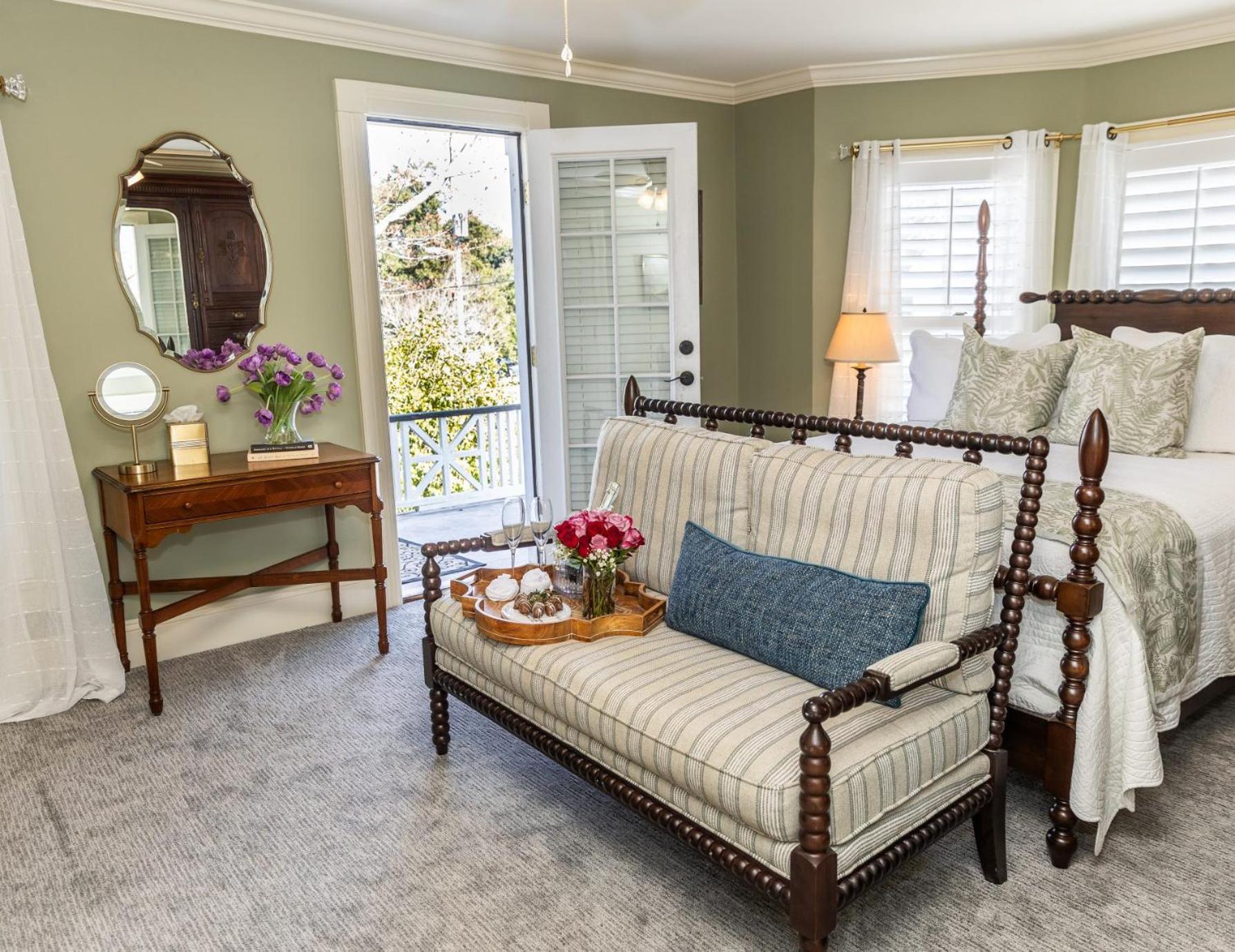 White Doe Inn Bed & Breakfast Manteo Buitenkant foto
