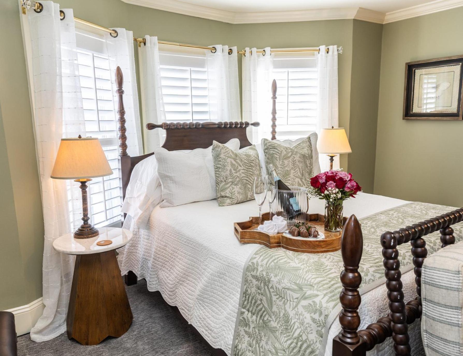 White Doe Inn Bed & Breakfast Manteo Buitenkant foto
