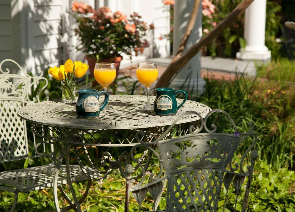 White Doe Inn Bed & Breakfast Manteo Buitenkant foto