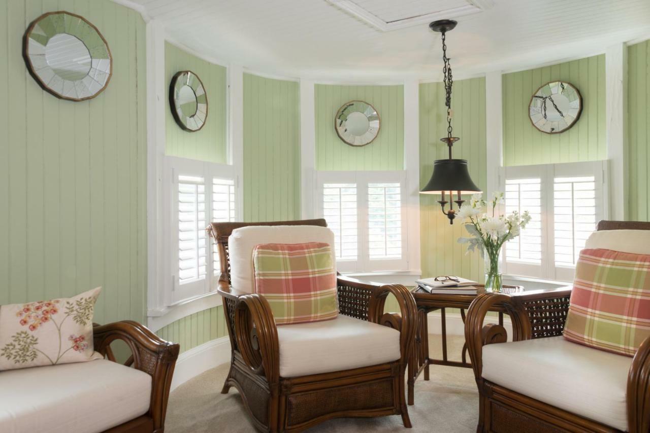 White Doe Inn Bed & Breakfast Manteo Buitenkant foto
