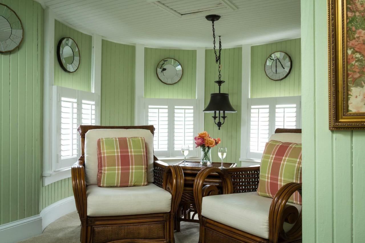 White Doe Inn Bed & Breakfast Manteo Buitenkant foto